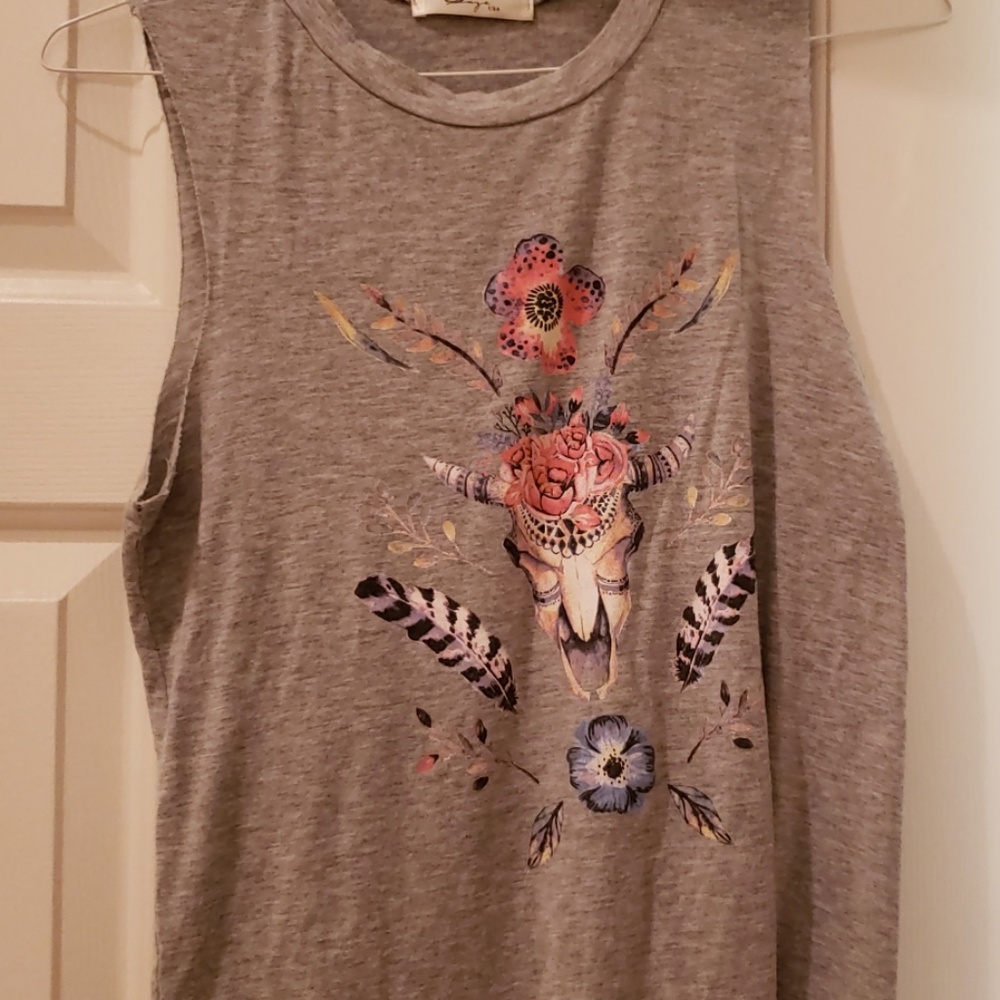 Shirt - Picture 2 of 2